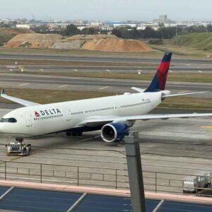 Delta Flight DL275 Japan Diversion LAX: Full Explained