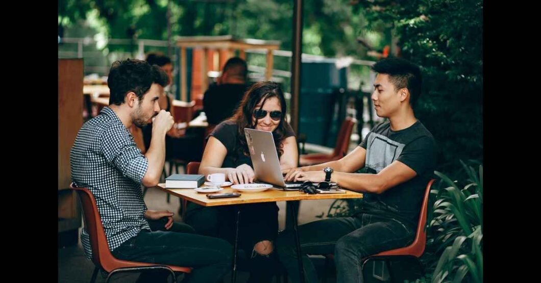 Quartist: Innovation at the Quantum Edge of Art