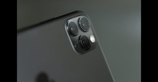 CDiPhone: The Future of Intelligent Mobile Devices